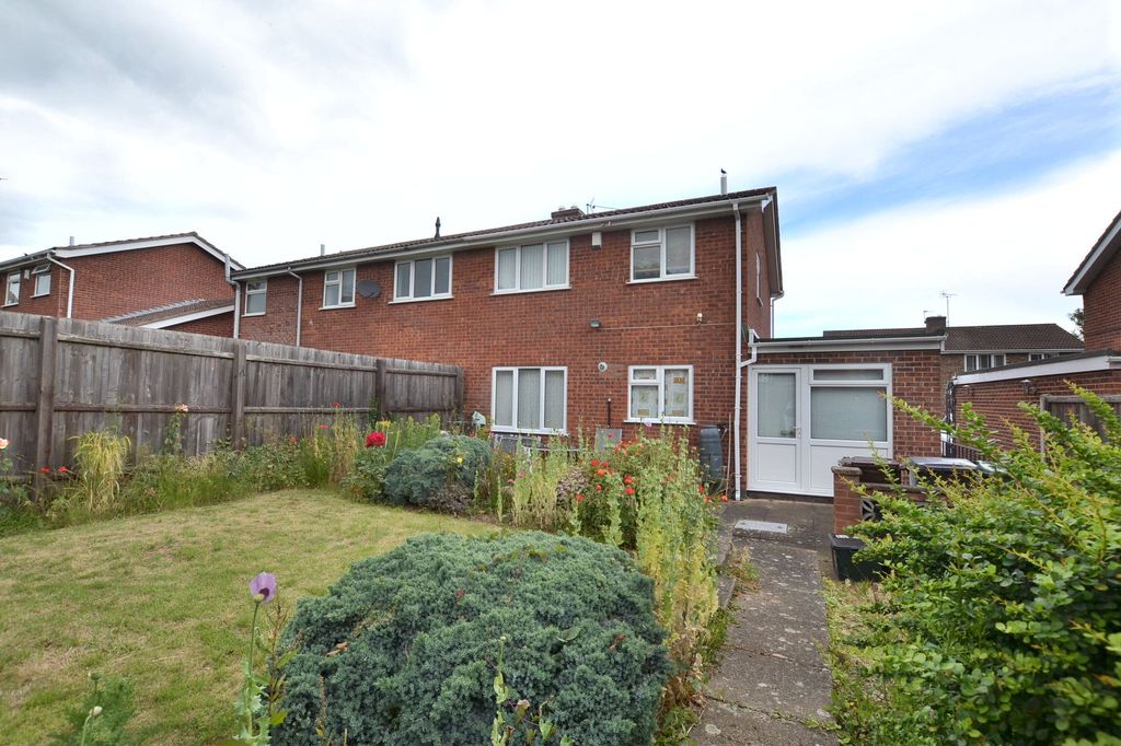Property photo 2 of 14