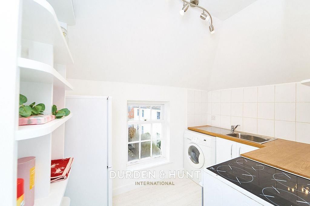 Additional image 18 of 1 bed flat for saleHigh Street, Ongar CM5