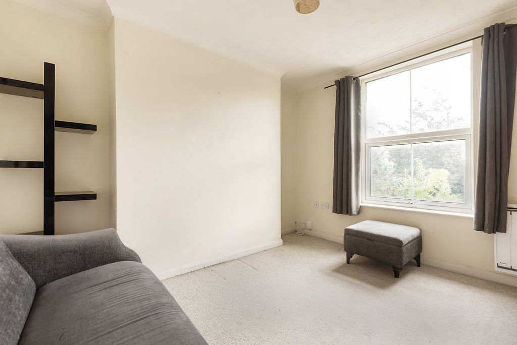 Property photo 2 of 6 Picture No. 02