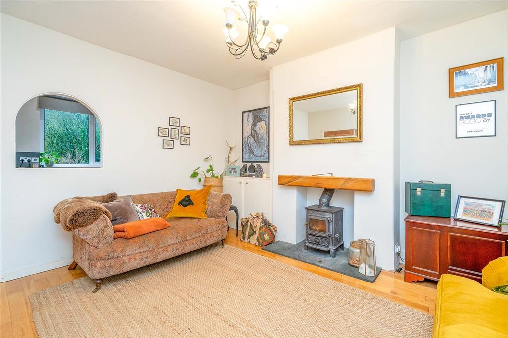 Property photo 3 of 15