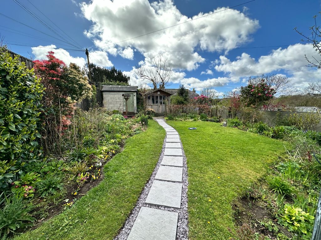 Property photo 2 of 14 5312711