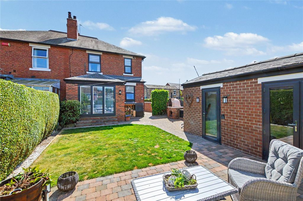 Property photo 1 of 23 Picture No. 22