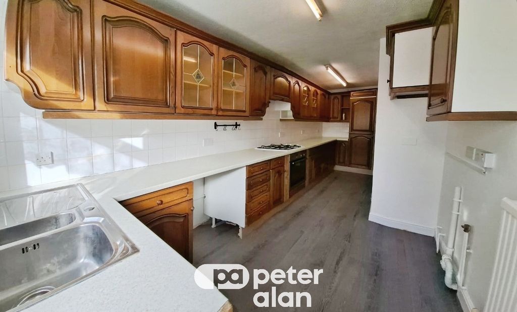 Property photo 3 of 16 Balcony