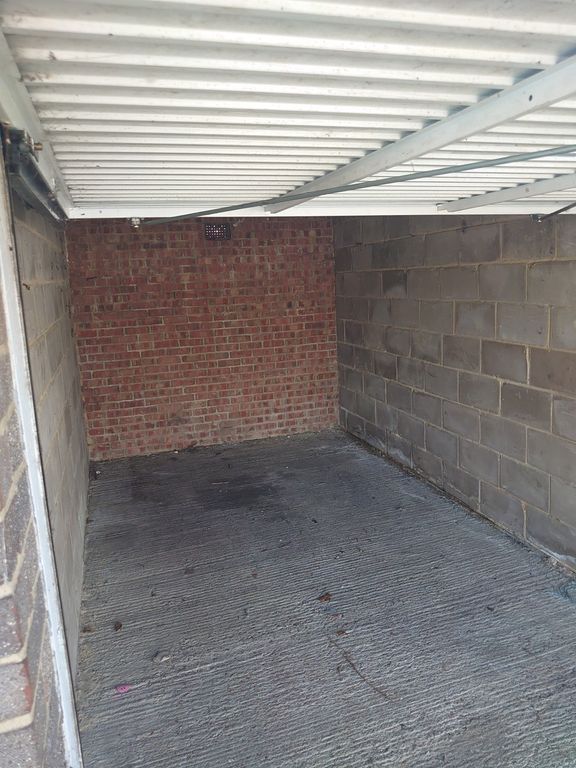 Property photo 2 of 2