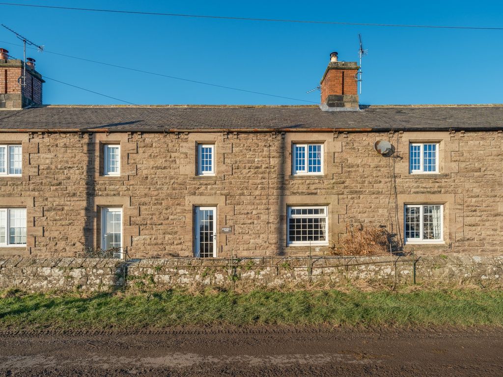 Property photo 1 of 33 4829940