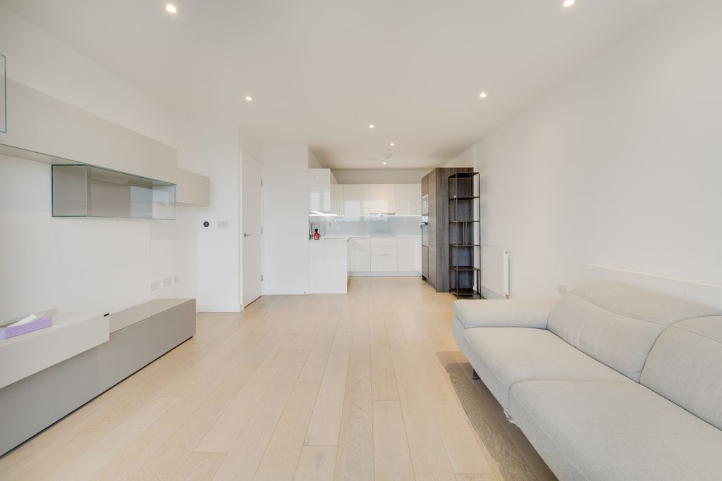 Property photo 3 of 24 Wyndham-Apartments16