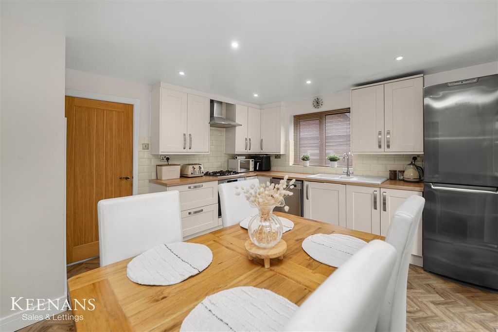Property photo 3 of 26 3.Jpg