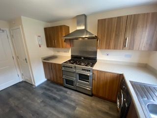 Property photo 3 of 47