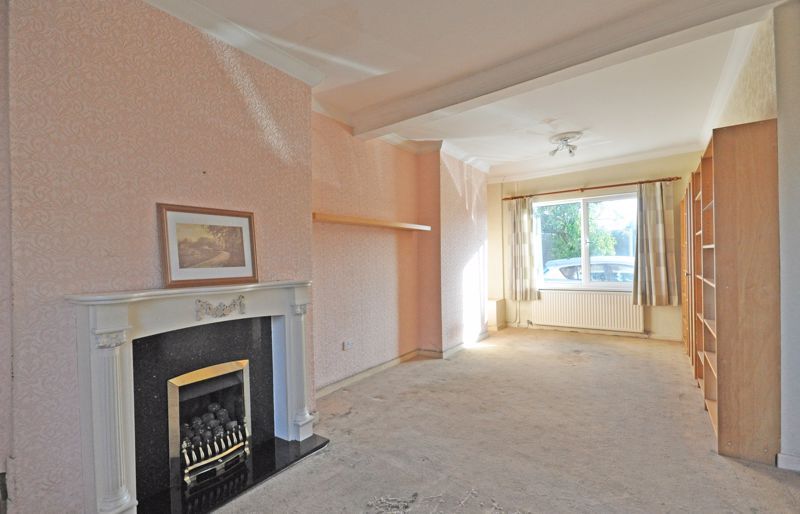 Property photo 3 of 11 Photo 2