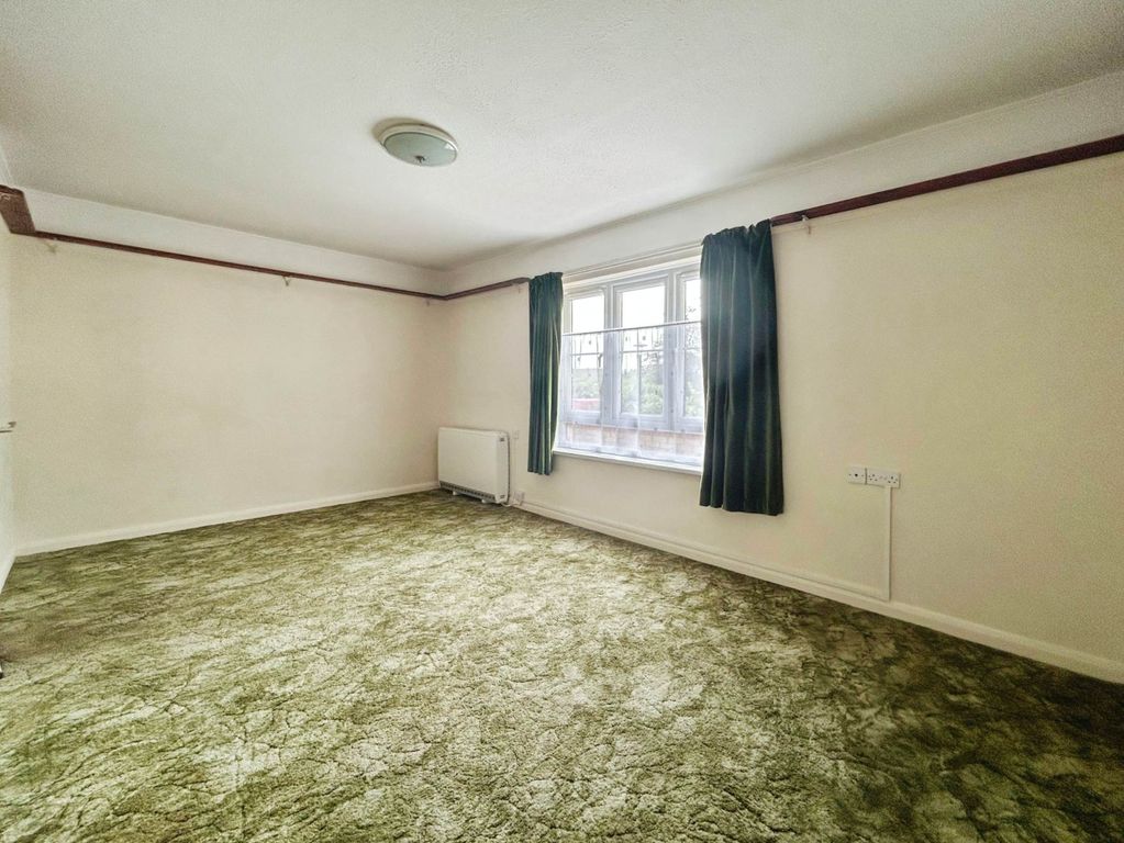Property photo 3 of 5