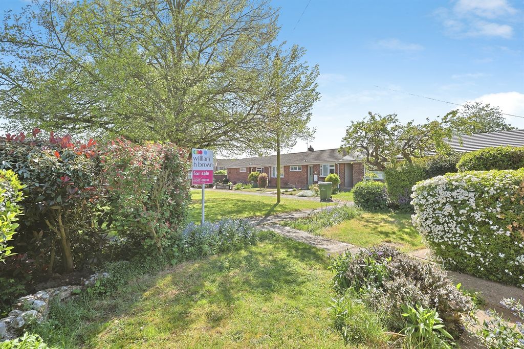 Property photo 3 of 20