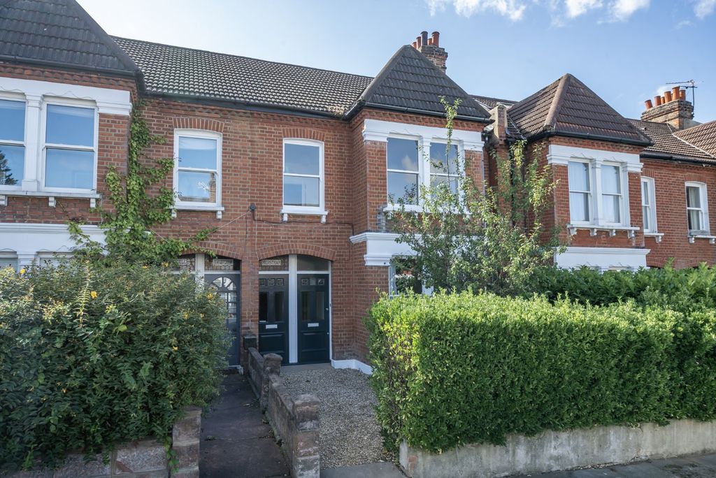 Property photo 3 of 10 Picture No. 19