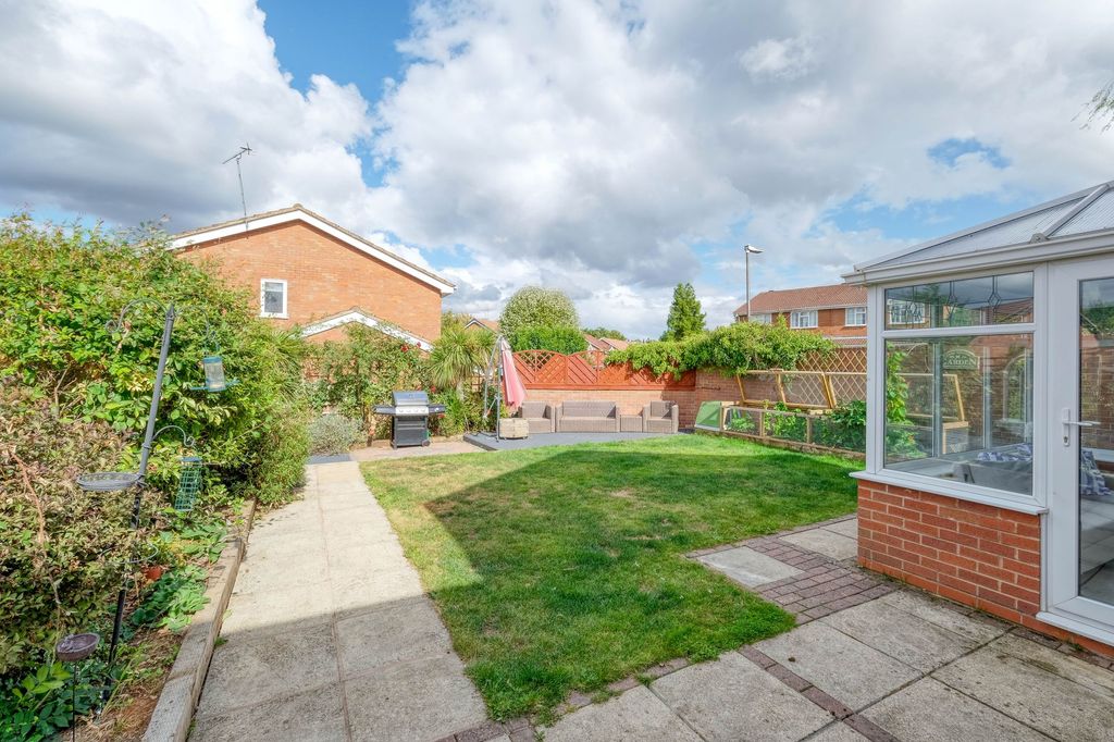 Property photo 2 of 16