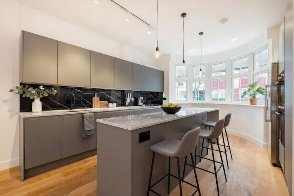 Property photo 3 of 8 3.Jpg