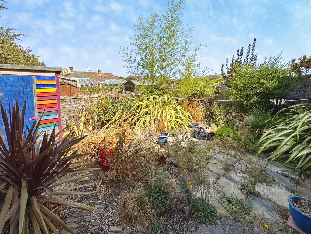 Property photo 2 of 17 Garden