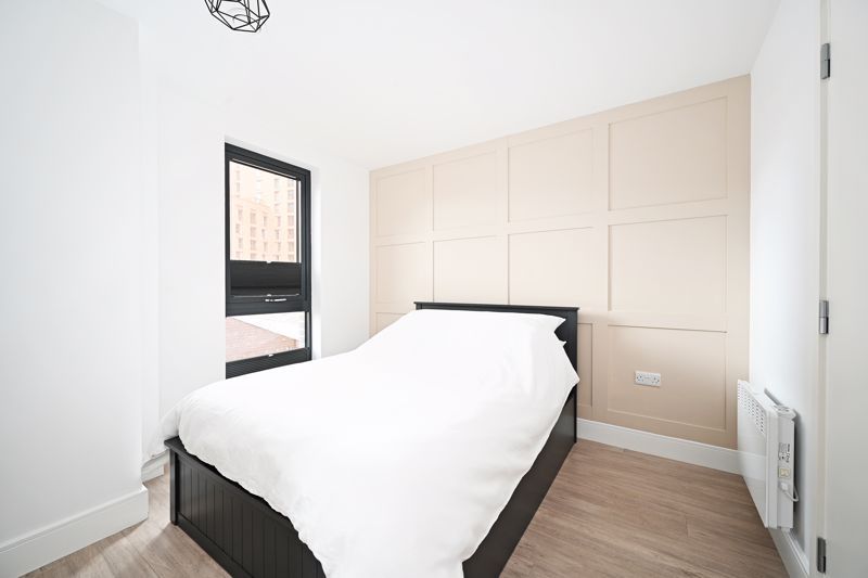 Property photo 3 of 17 Bedroom