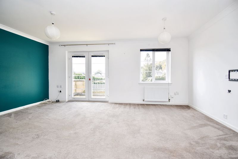 Property photo 2 of 18 Lounge Angle 1