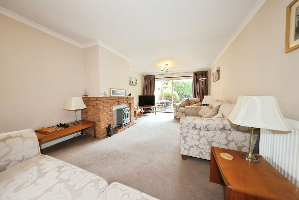 Property photo 3 of 16 Photo