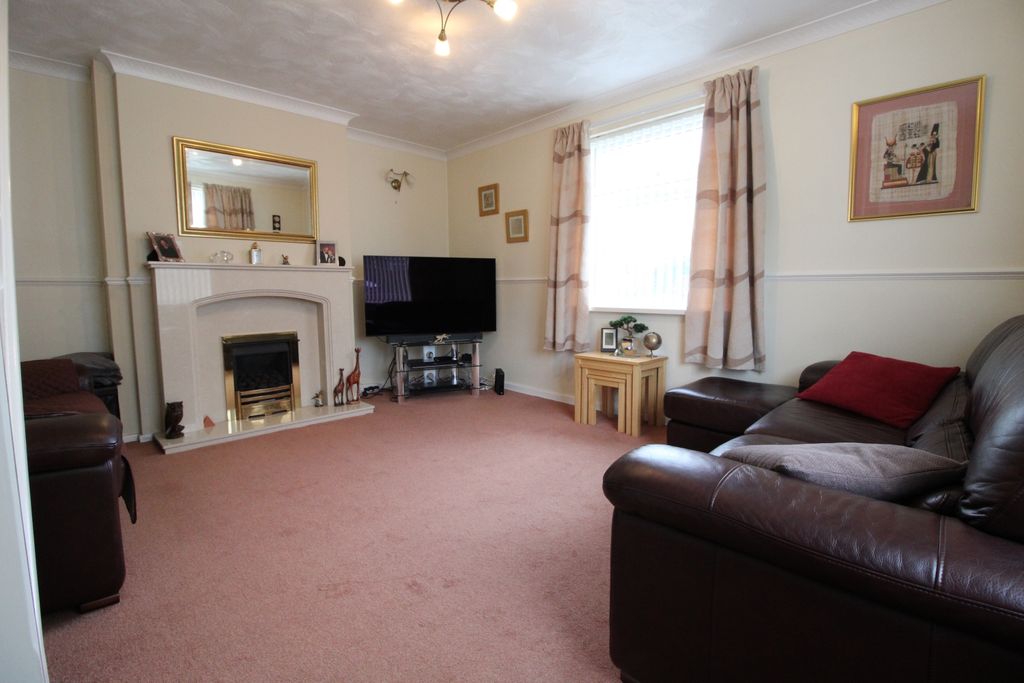 Property photo 2 of 9 B.Lo