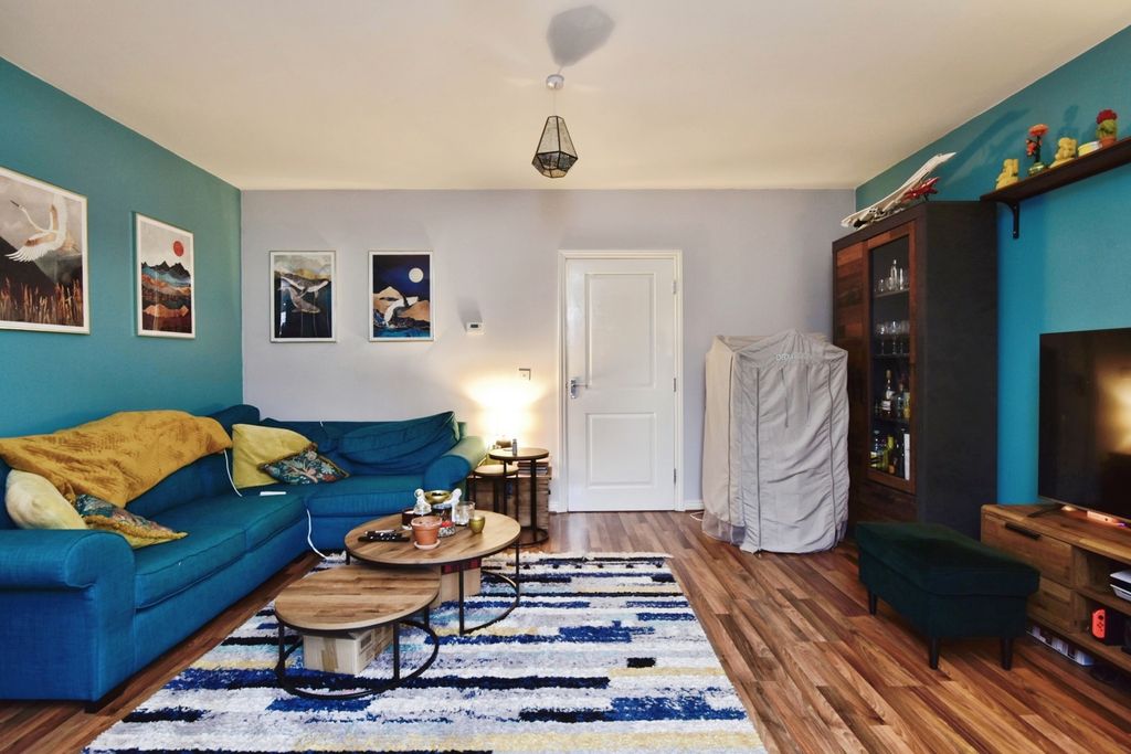 Property photo 2 of 18 Pbox-Img.Jpg