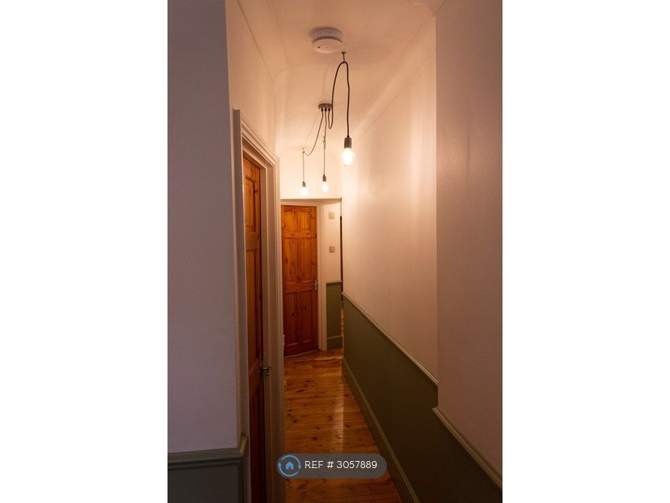 Property photo 3 of 12 Hallway