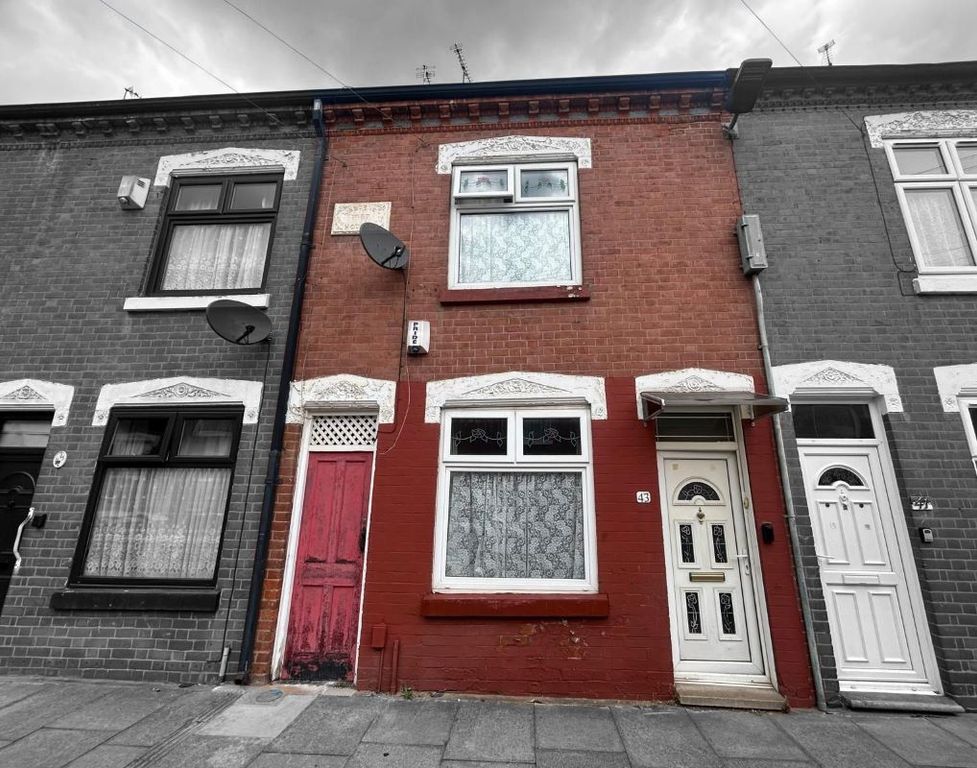 Property photo 1 of 8