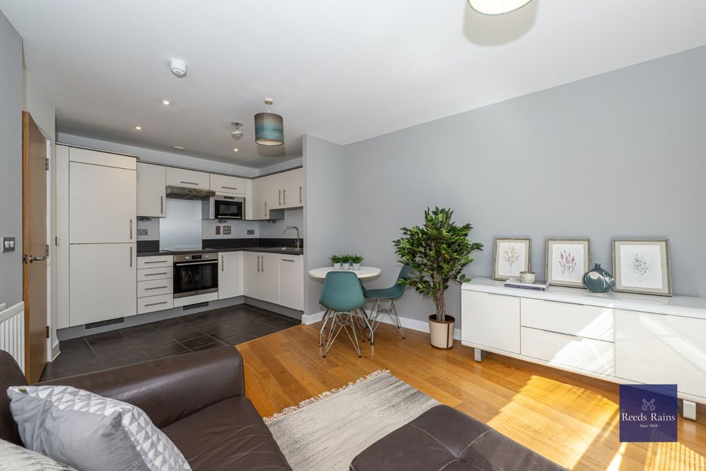 Property photo 1 of 12 Reception-Kitchen