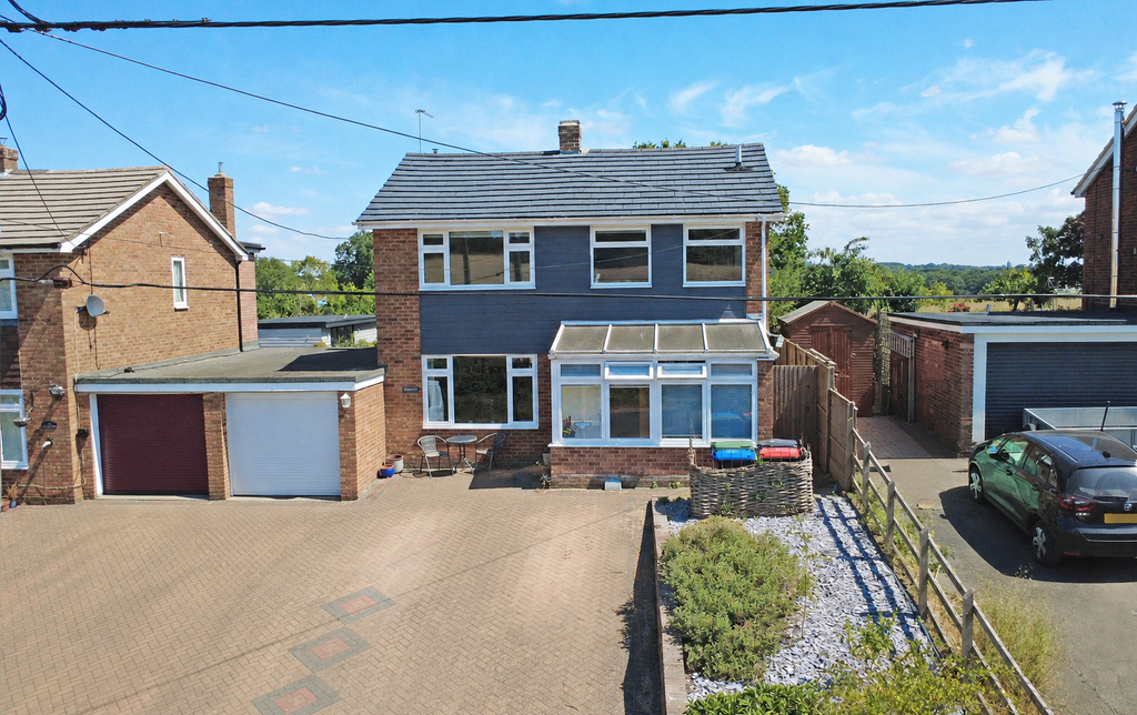 Property photo 1 of 34