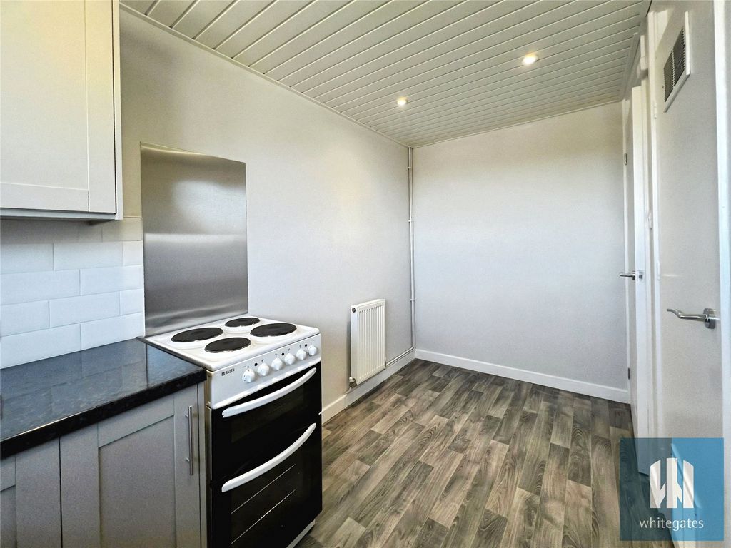 Additional image 11 of 1 bed flat for saleEdale Avenue, Newsome, Huddersfield HD4