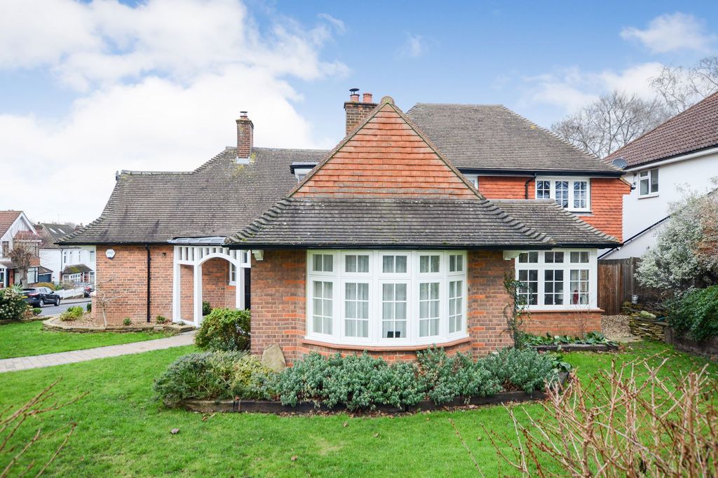 Property photo 1 of 47