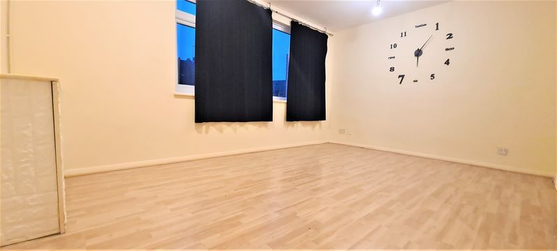 Property photo 3 of 4 Photo 5