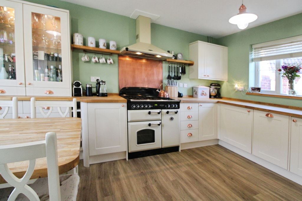 Property photo 2 of 29 Photo #2