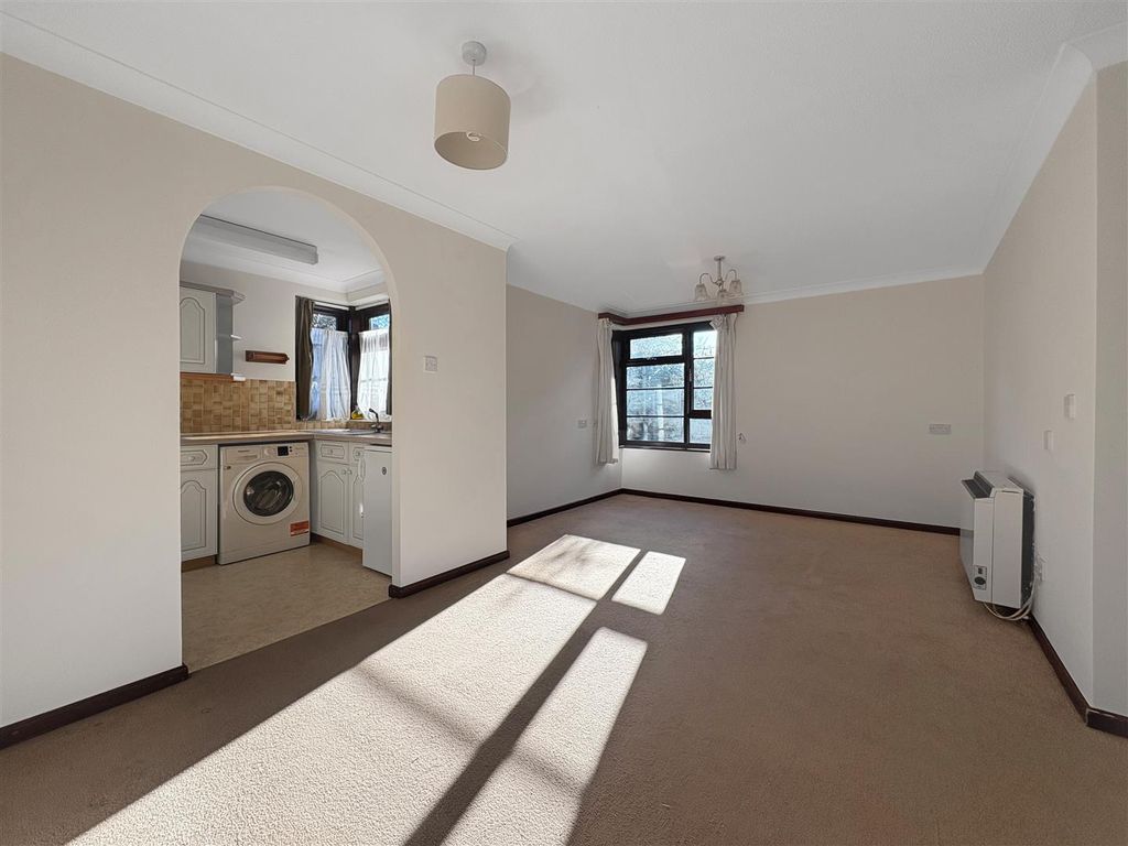 Property photo 2 of 10 4Bbace8Ab3F9040d5Fbffe1Dd38F11Ad3Db5dc57.Jpg