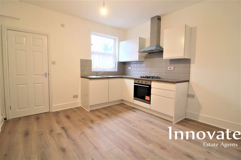 Property photo 3 of 6 Photo 1