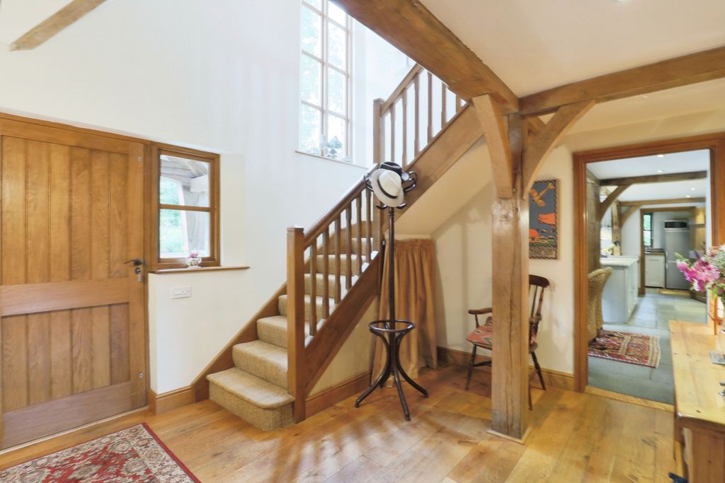 Property photo 3 of 17 Photography