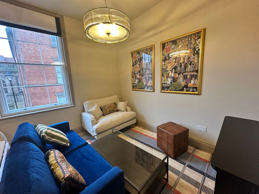 Property photo 3 of 6 Living Room