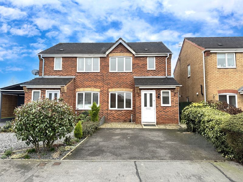 Property photo 1 of 14 Photo 12