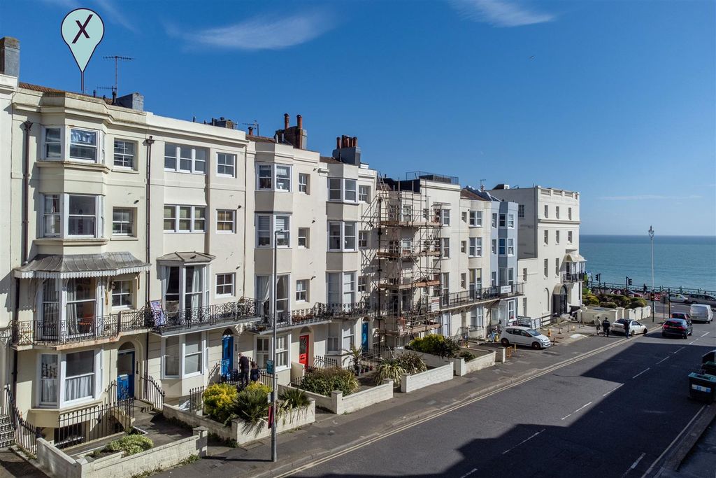 Property photo 1 of 10 Exterior