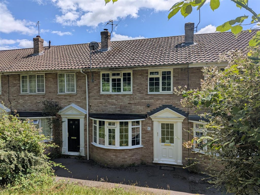 Property photo 1 of 11 46 The Dene 2.Jpg