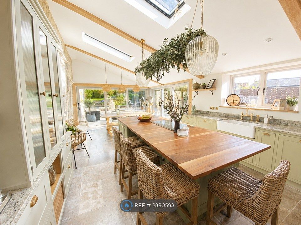 Property photo 1 of 26 Kitchen/Diner