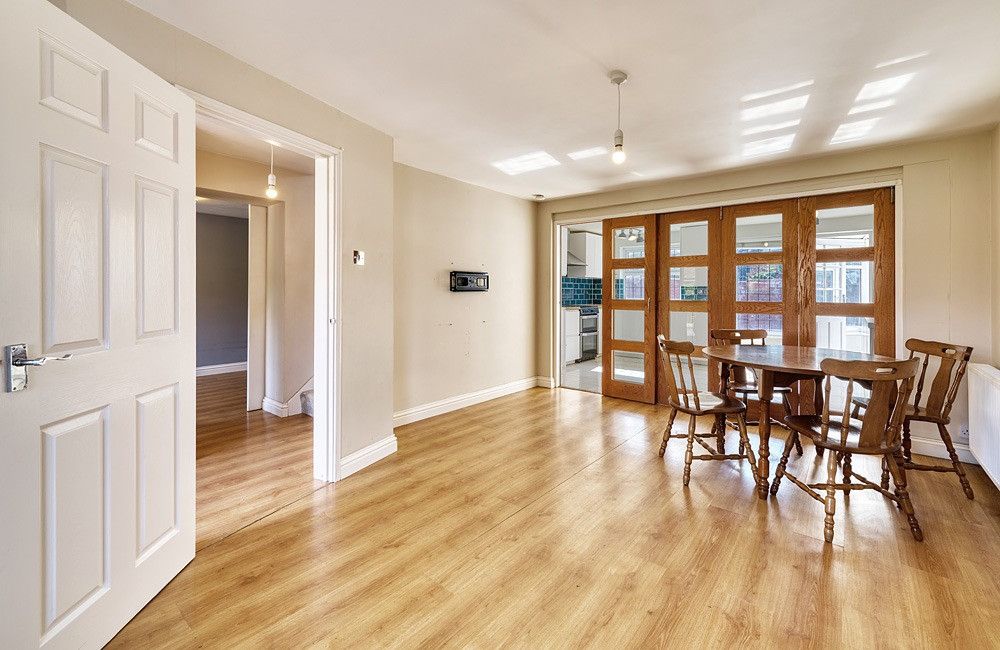 Property photo 3 of 11