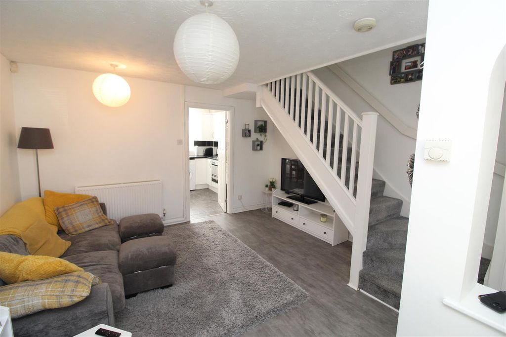 Property photo 2 of 13 Img_2743.Jpg