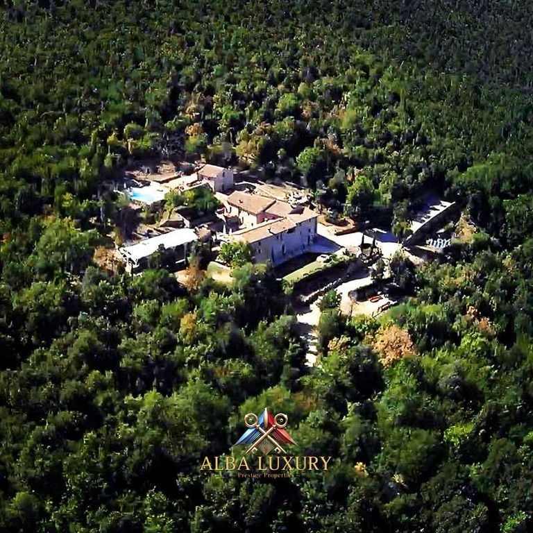 Property photo 3 of 47