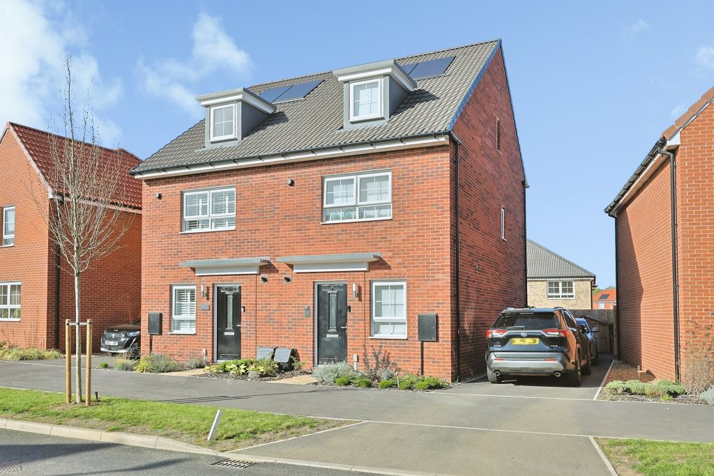Property photo 1 of 2