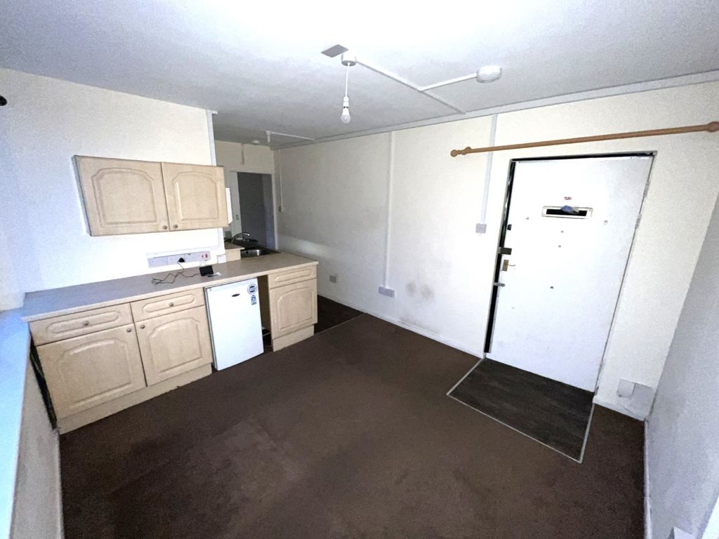 Property photo 2 of 12 Picture No. 05