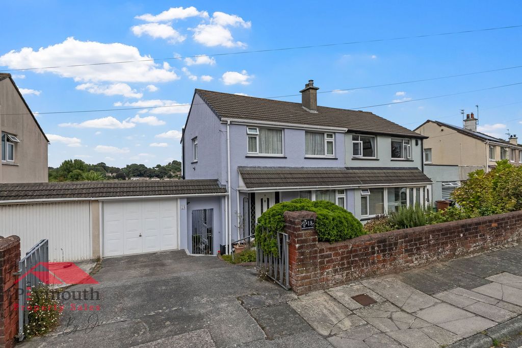 Property photo 1 of 12