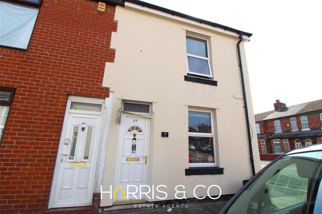 Property photo 1 of 9 Picture No. 05
