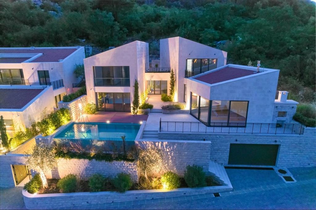 Property photo 2 of 17 <Alttext/>