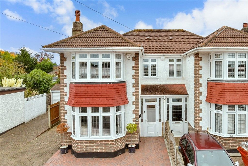 Property photo 1 of 19 External (Web) *