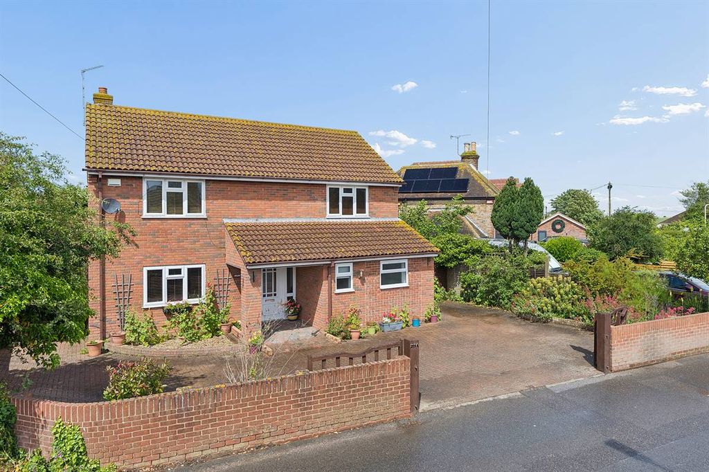 Property photo 1 of 23
